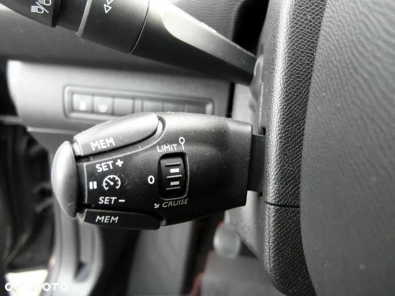 Peugeot 308 SW HDi FAP 150 Allure - 28