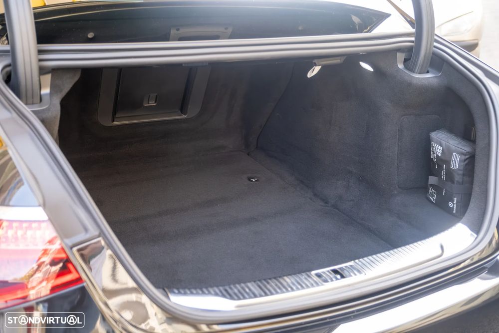 Mercedes-Benz S 400 d 4Matic - 32