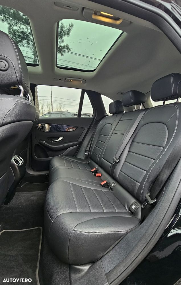 Mercedes-Benz GLC 300 e 4MATIC - 10