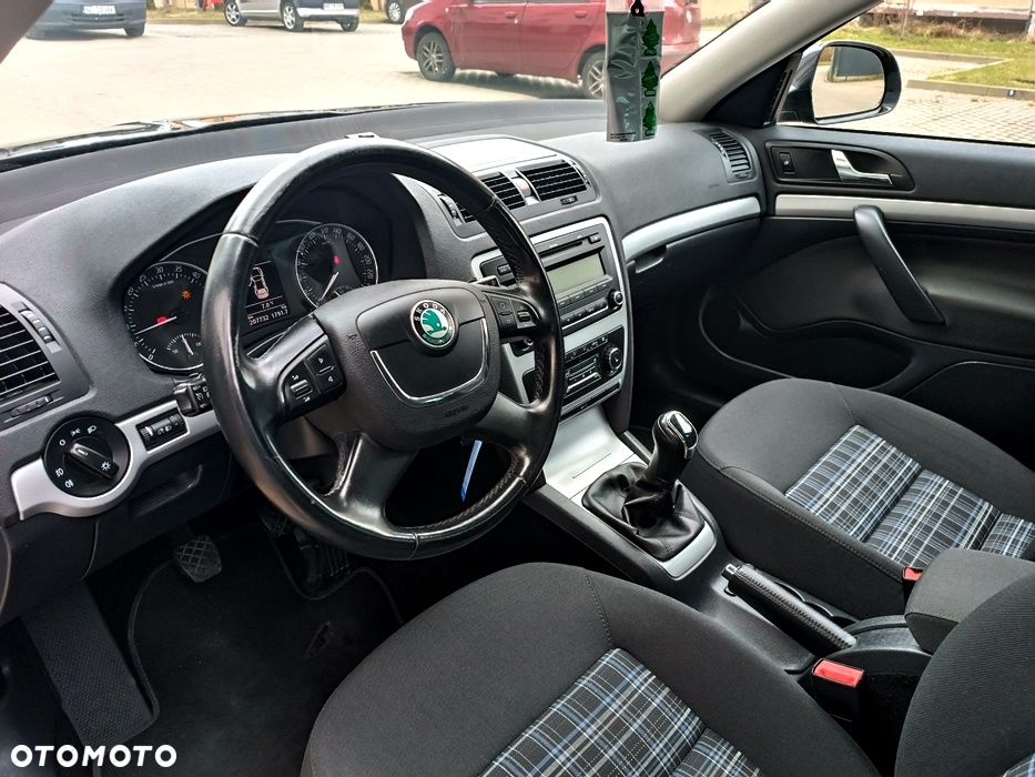 Skoda Octavia 1.6 TDI DPF Active - 20