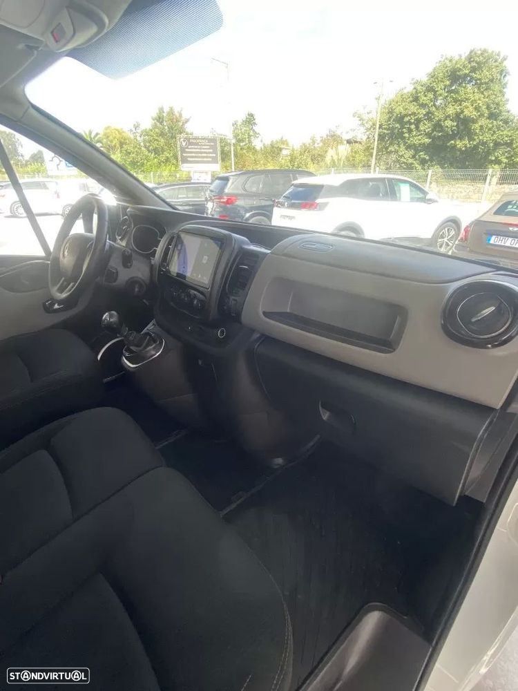 Renault trafic - 11