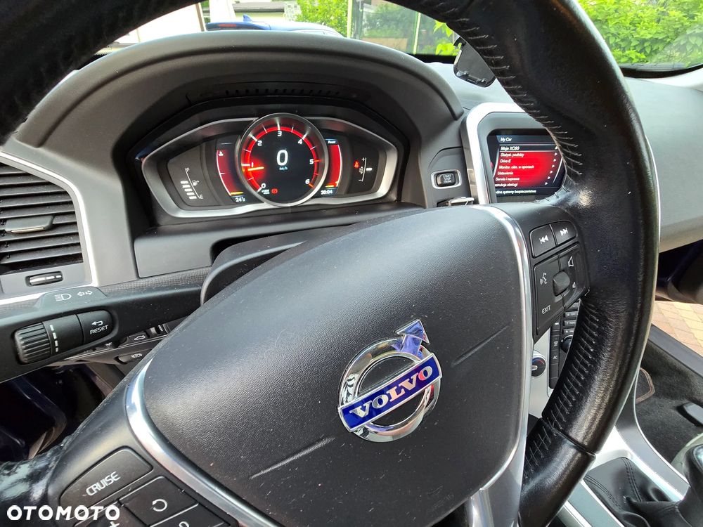 Volvo XC 60 D4 Drive-E Ocean Race - 9