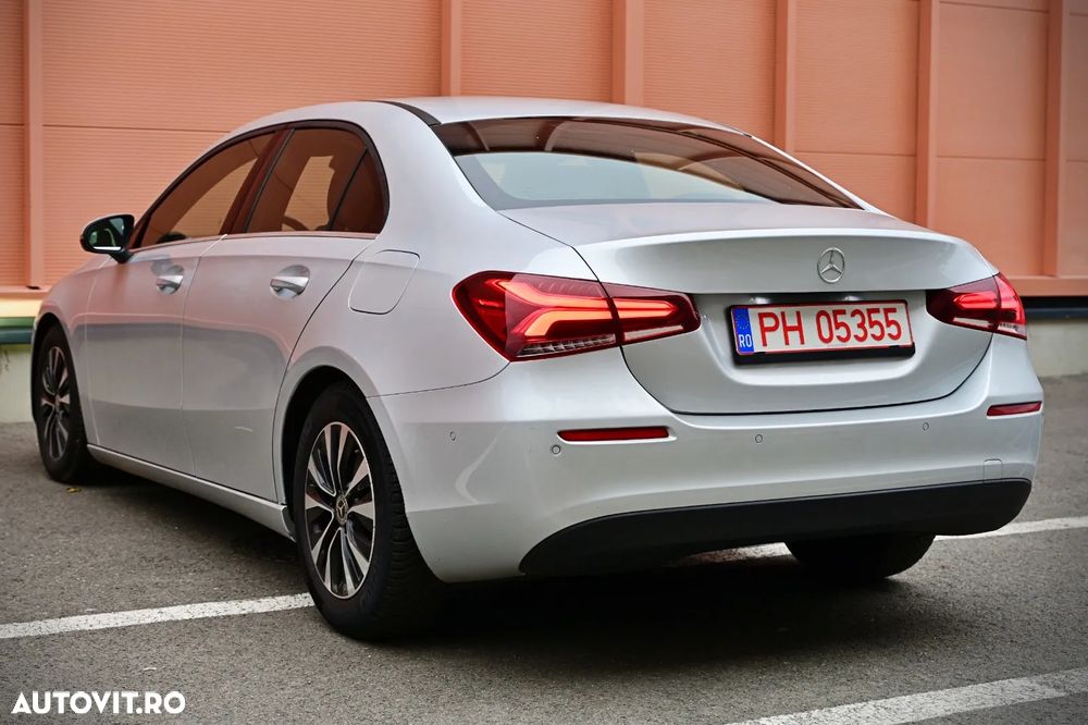 Mercedes-Benz A - 11