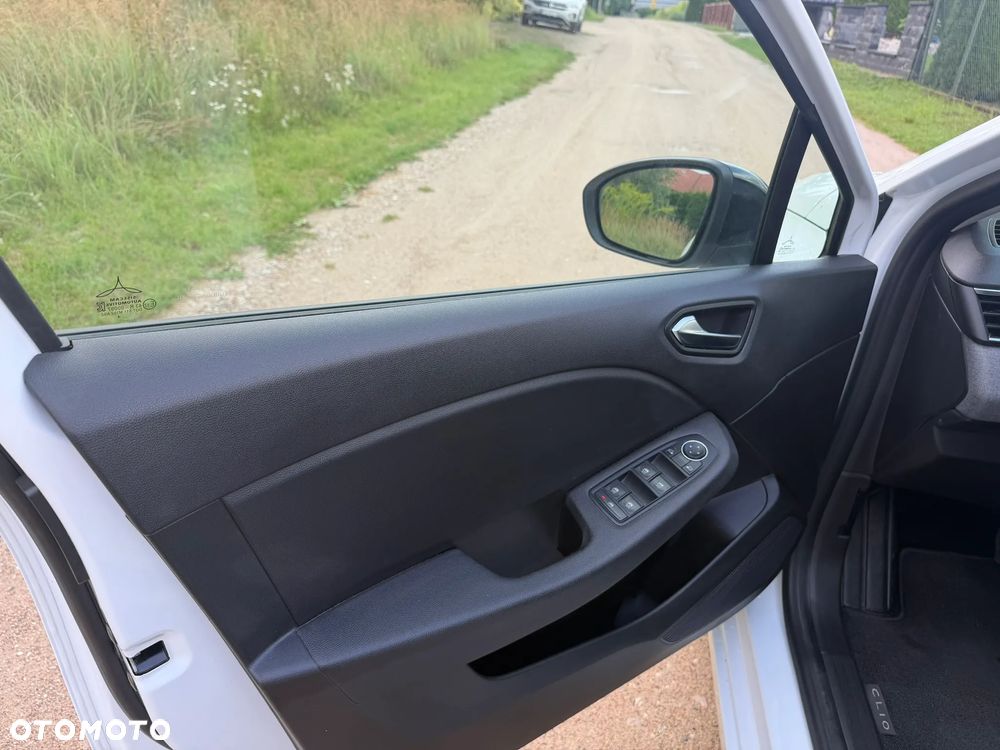 Renault Clio 1.6 E-TECH Full Hybrid 145 Generation - 14