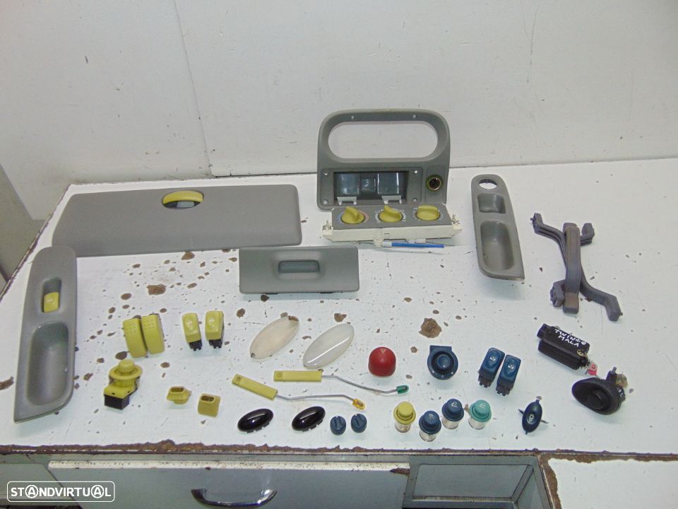 Renault twingo várias pequenas peças - 1