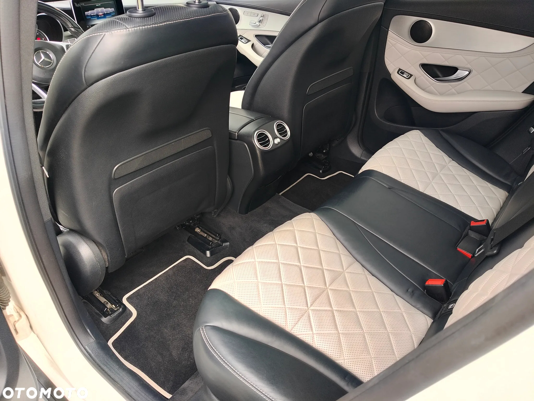 Mercedes-Benz GLC 220 d 4-Matic - 23