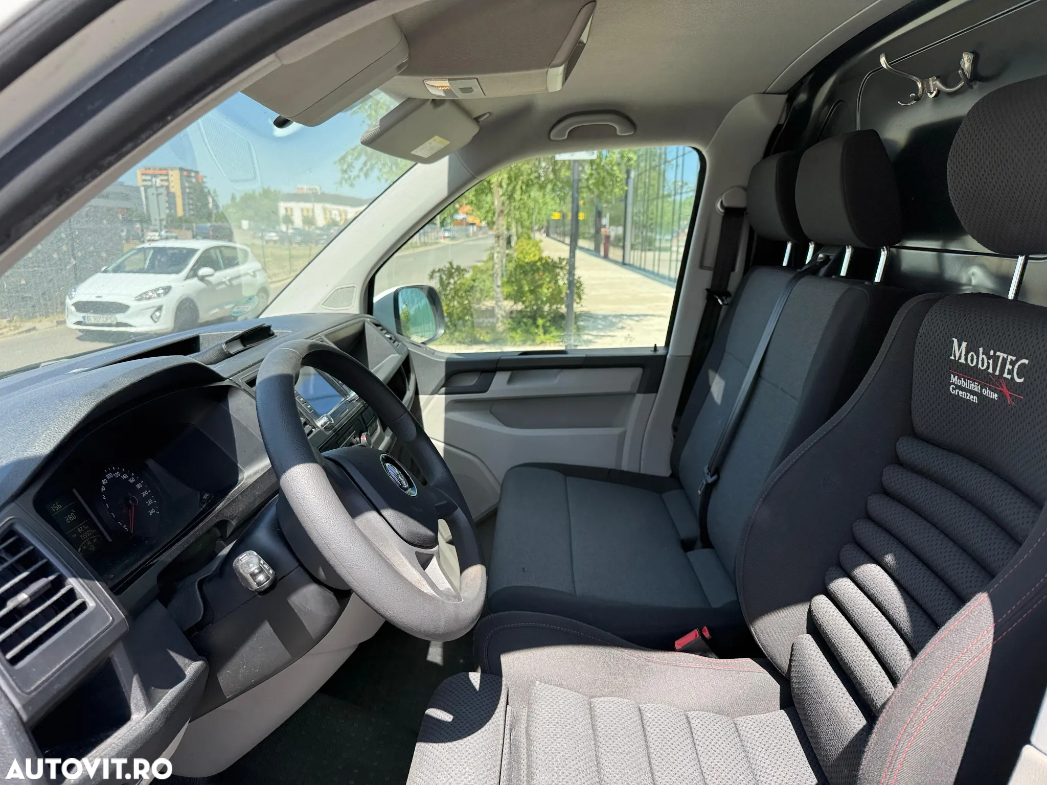 Volkswagen Transporter Sasiu CD T6 2.0 TDI LR - 9