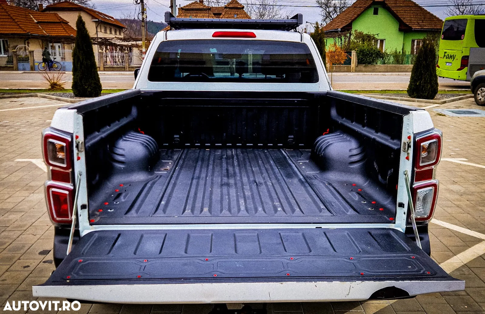 Isuzu D-Max - 12