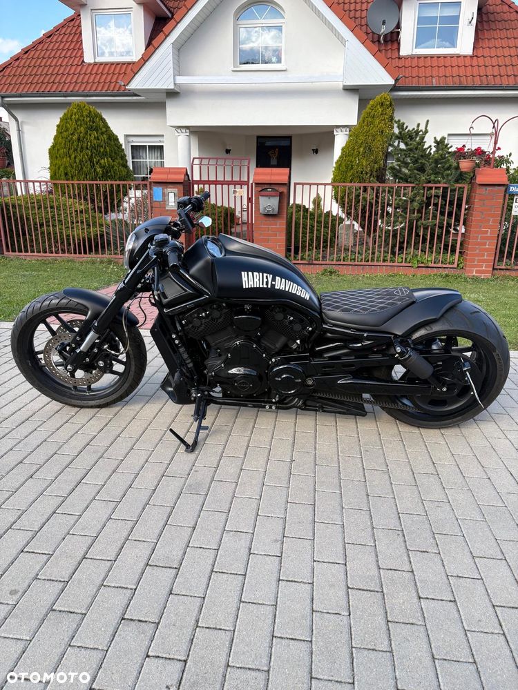 Harley-Davidson V-Rod Muscle - 3