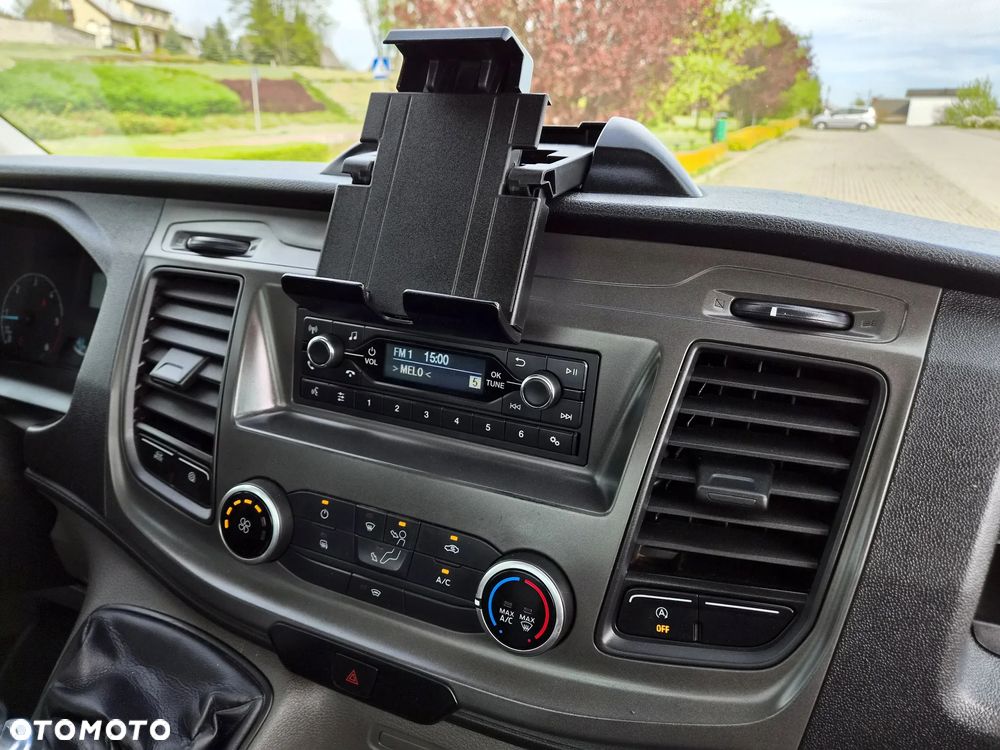 Ford Transit - 30