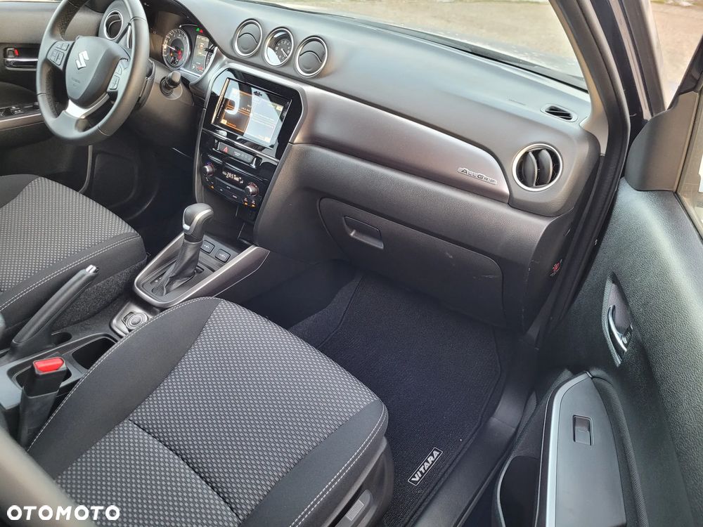 Suzuki Vitara 1.5 Dualjet Hybrid Allgrip AGS Comfort "SHINKAI" - 18