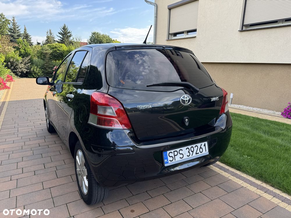 Toyota Yaris - 3