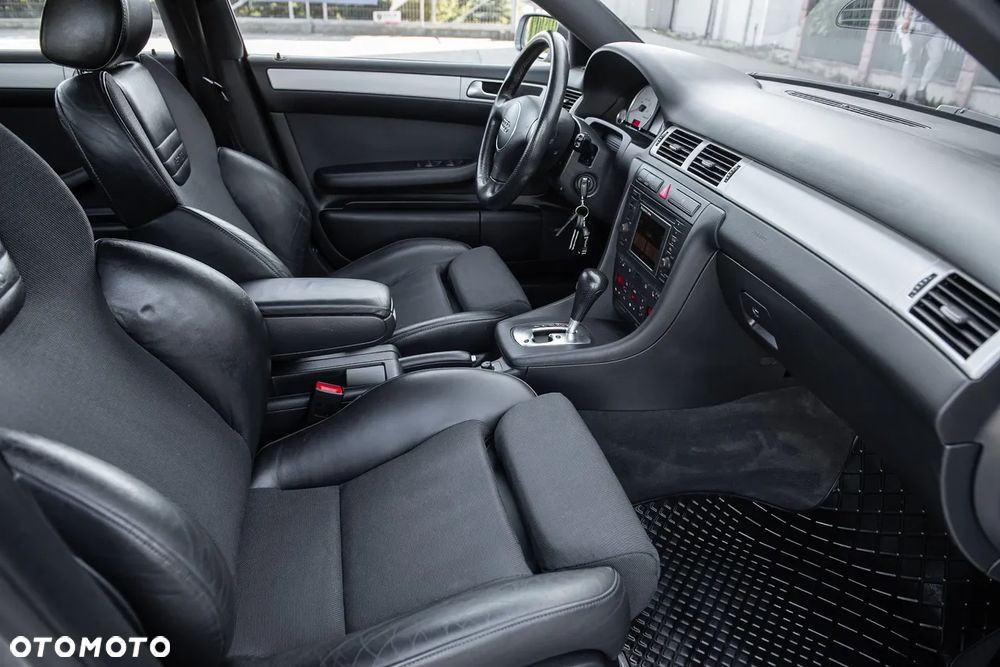Audi A6 Avant - 27