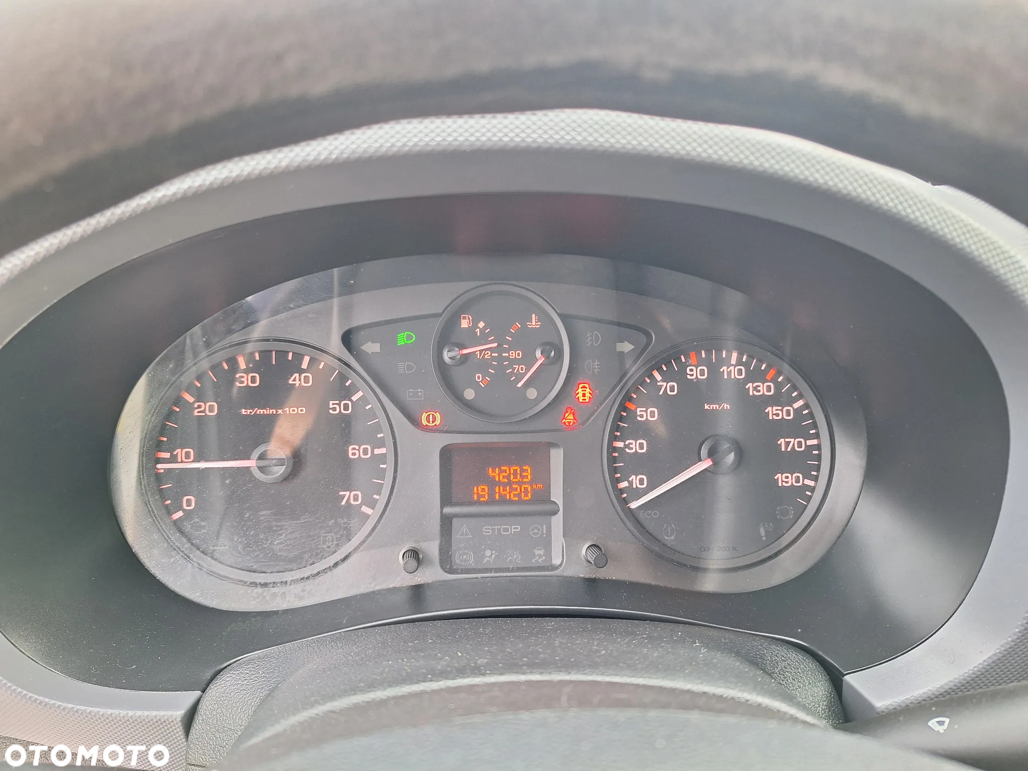 Citroën BERLINGO - 8