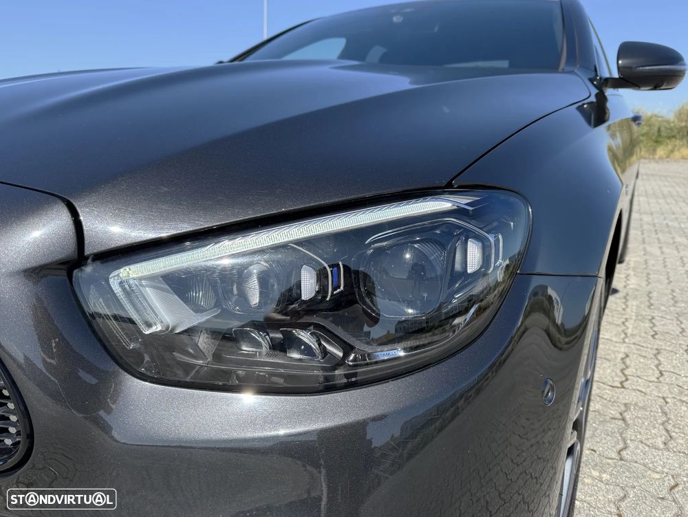 Mercedes-Benz E 300 de AMG Line - 9