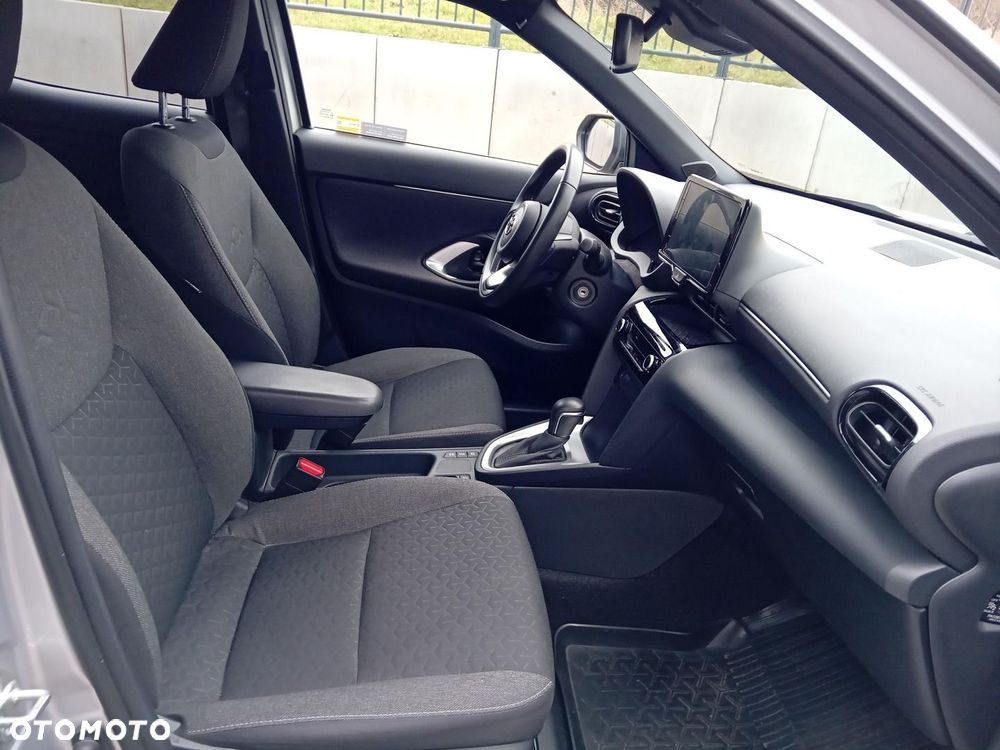 Toyota Yaris Cross - 10