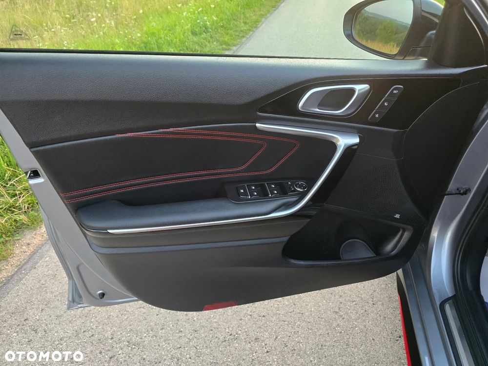 Kia ProCeed 1.6 T-GDI DCT7 OPF GT - 20
