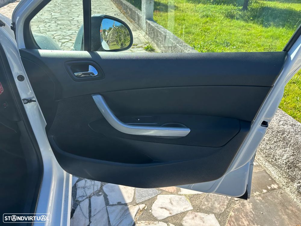 Peugeot 308 SW 1.6 HDi Sport CVM6 - 31