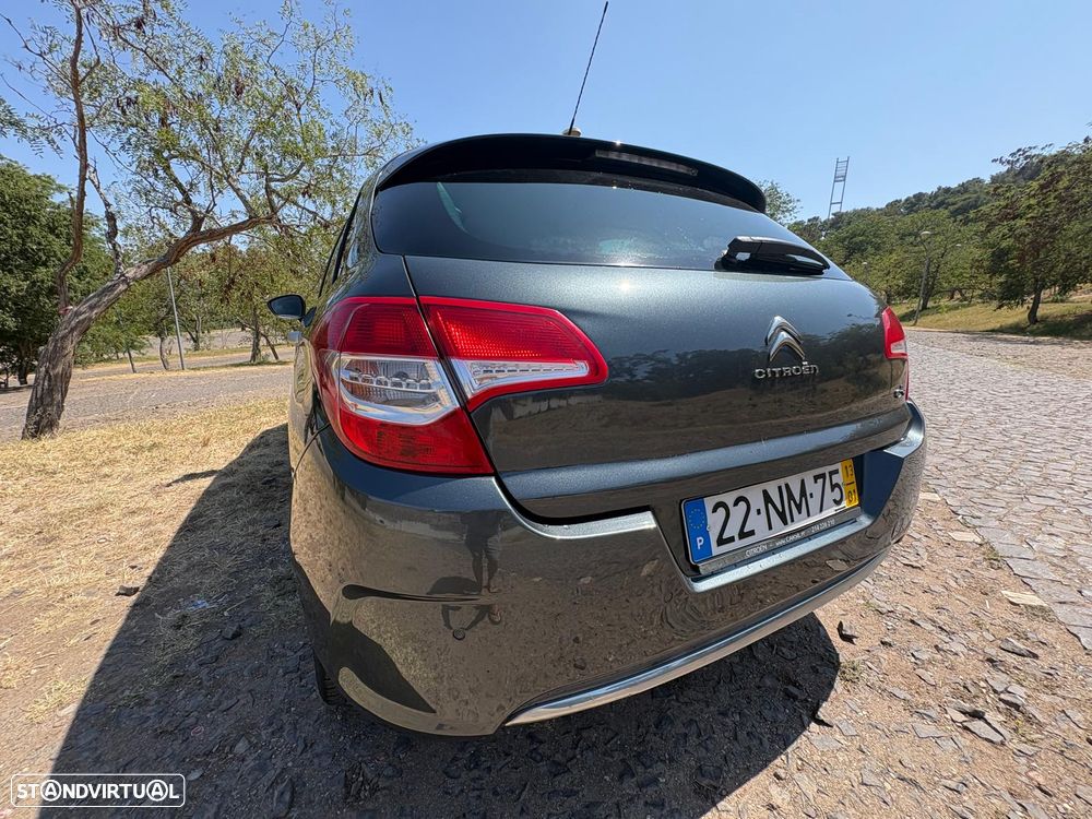 Citroën C4 1.6 HDi Seduction - 4