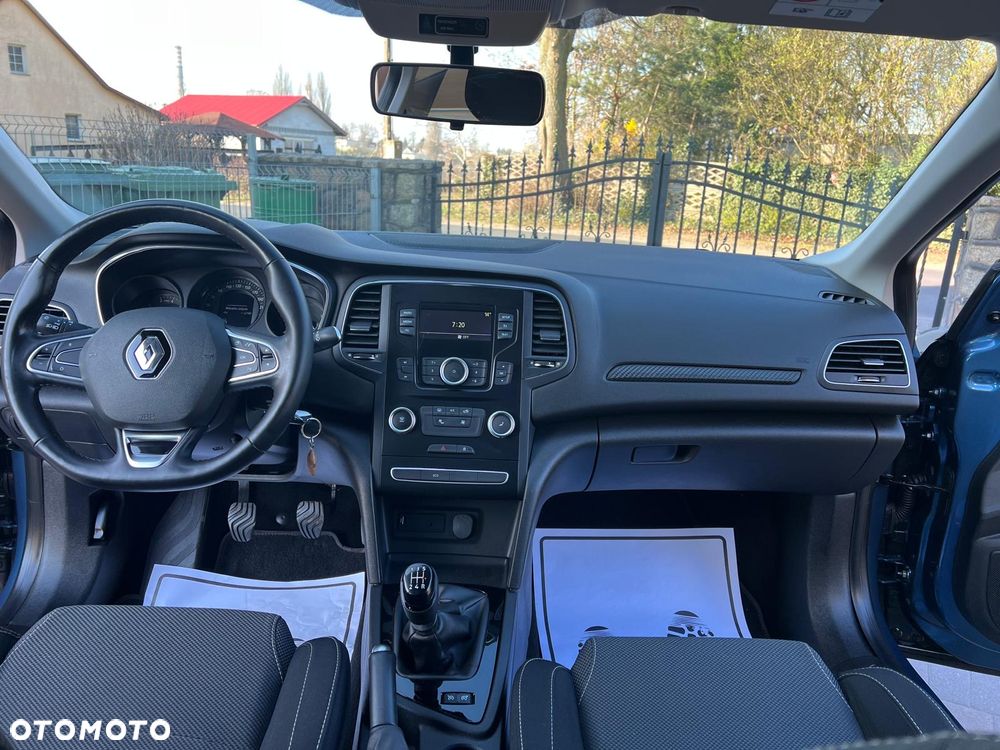 Renault Megane 1.6 SCe Life - 9