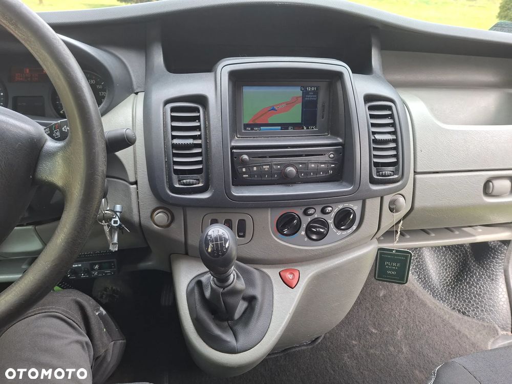 Renault Trafic - 15