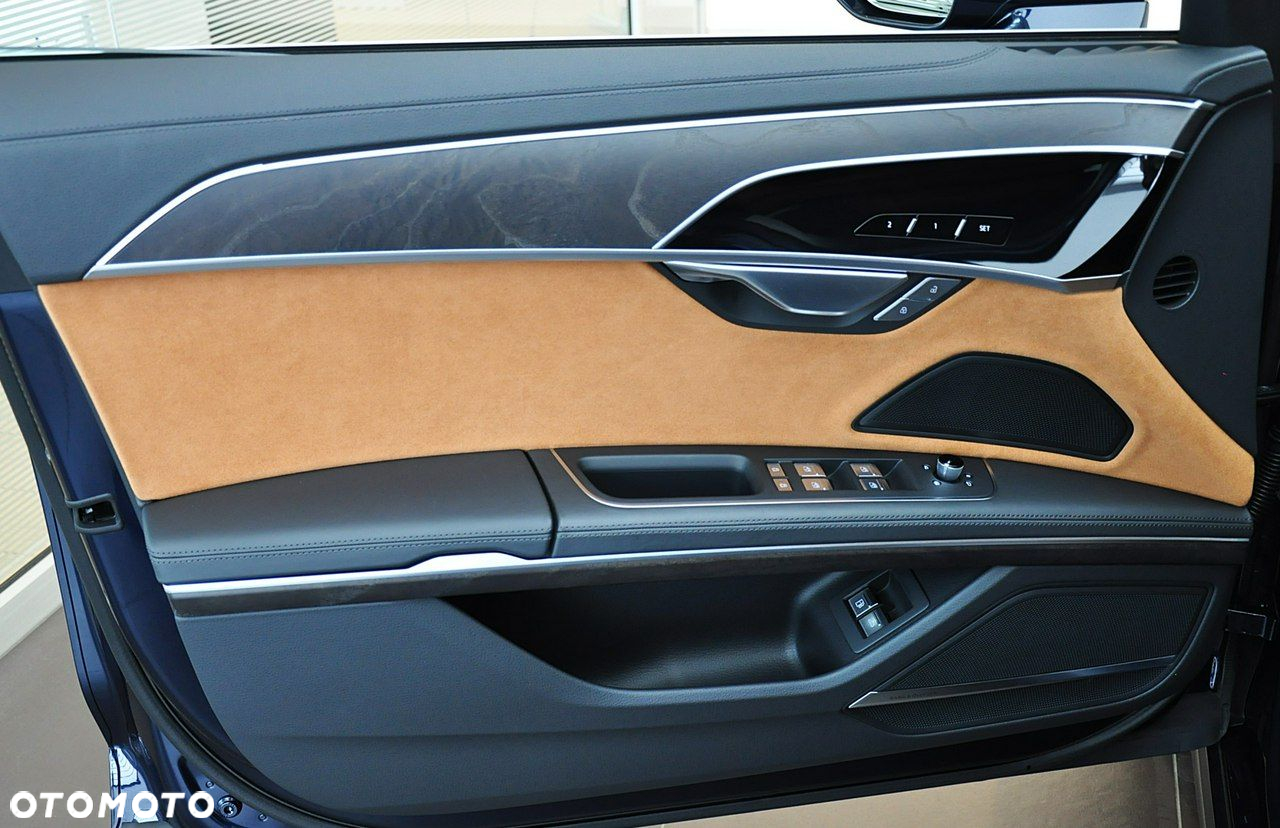 Audi A8 - 11