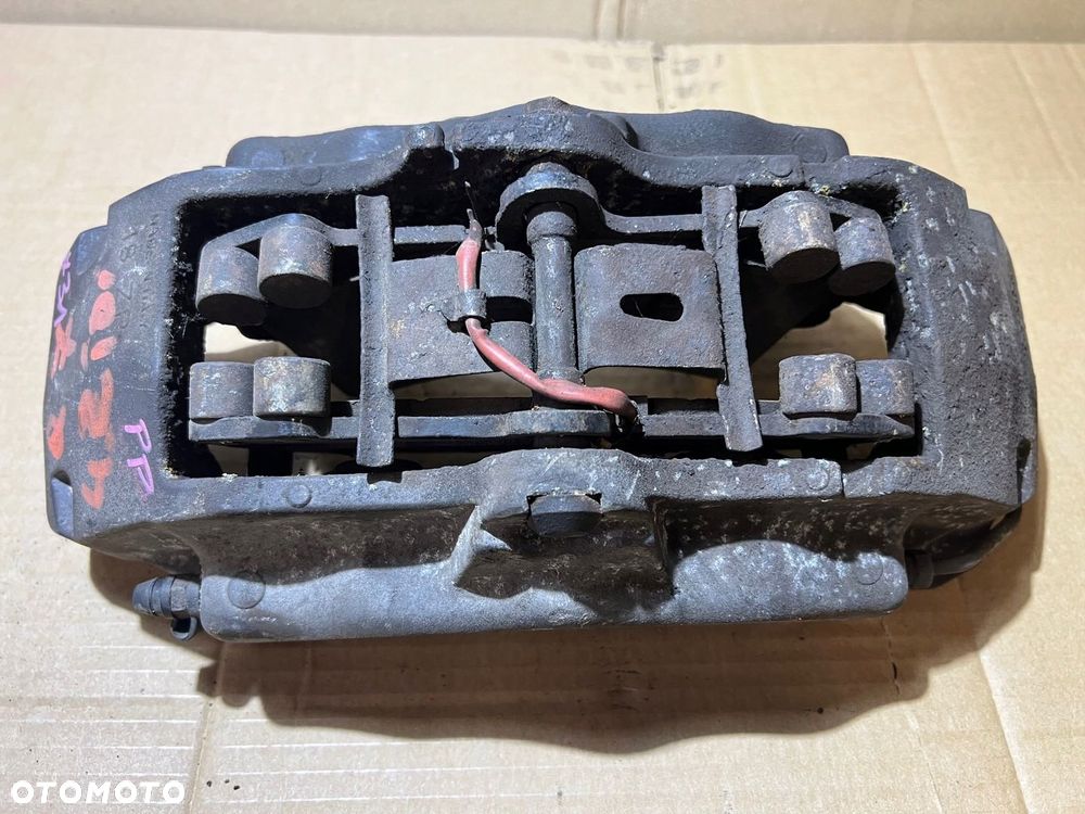 AUDI Q7 4L ZACISK HAMULCOWY PRAWY PRZÓD PRZEDNI BREMBO 6 TŁOCZKOWY 18ZR - 4