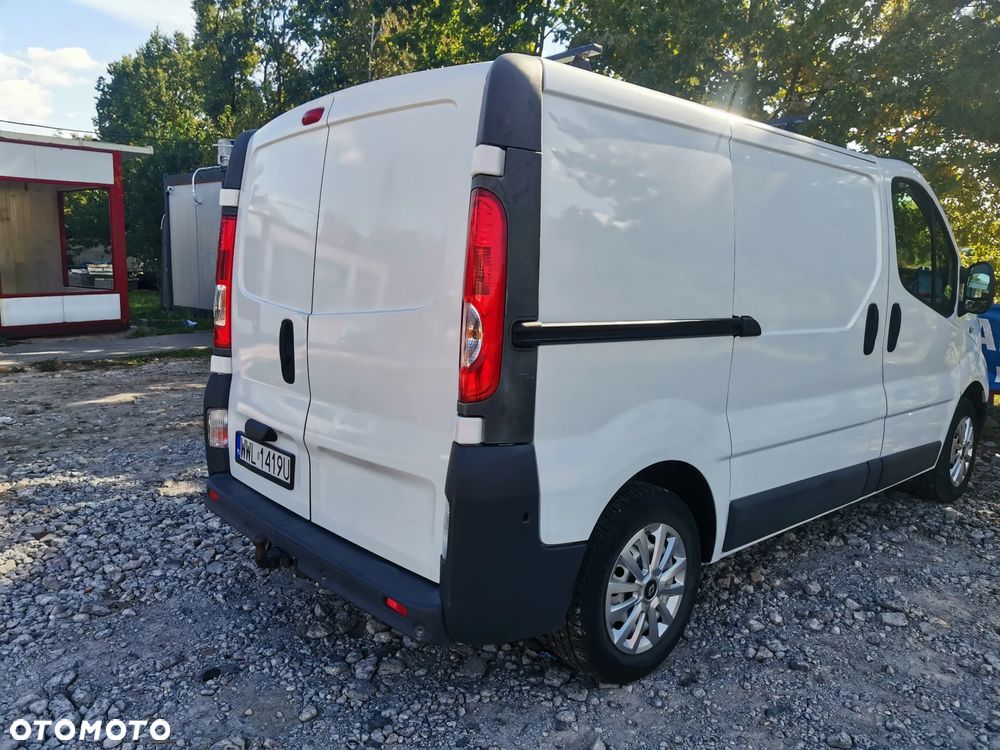 Renault Trafic - 10
