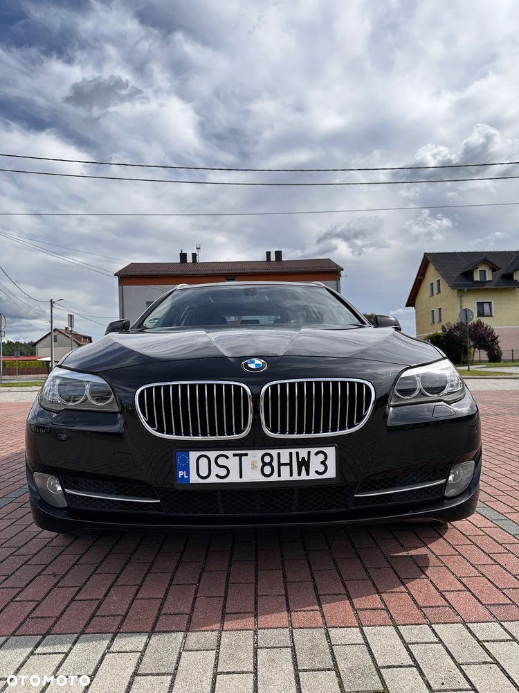BMW Seria 5 520d Touring - 2