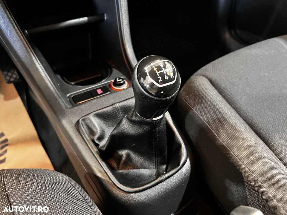 Volkswagen up! - 12