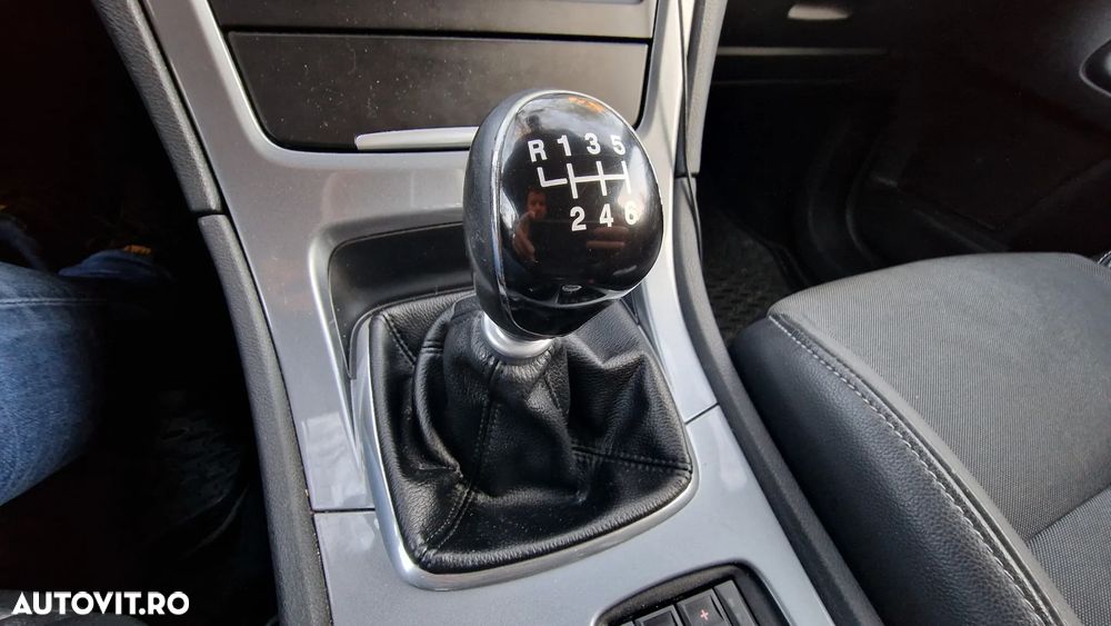 Ford Mondeo 2.0 TDCi Titanium - 13