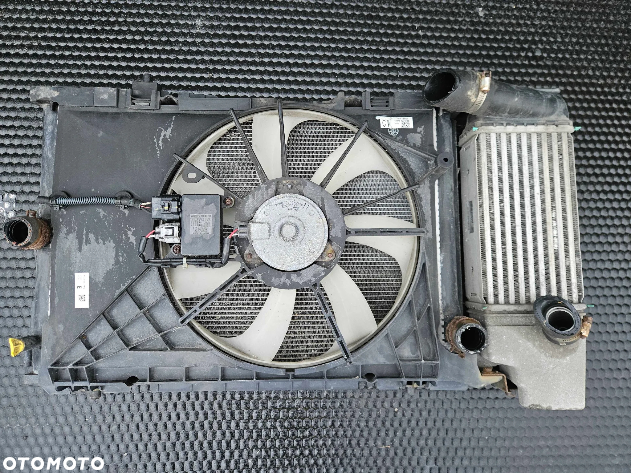 Chłodnica Wody Plynu Klimatyzacji Intercooler Wentylator 1.4 D4D Toyota Auris 1 I Lift 2011r - 22