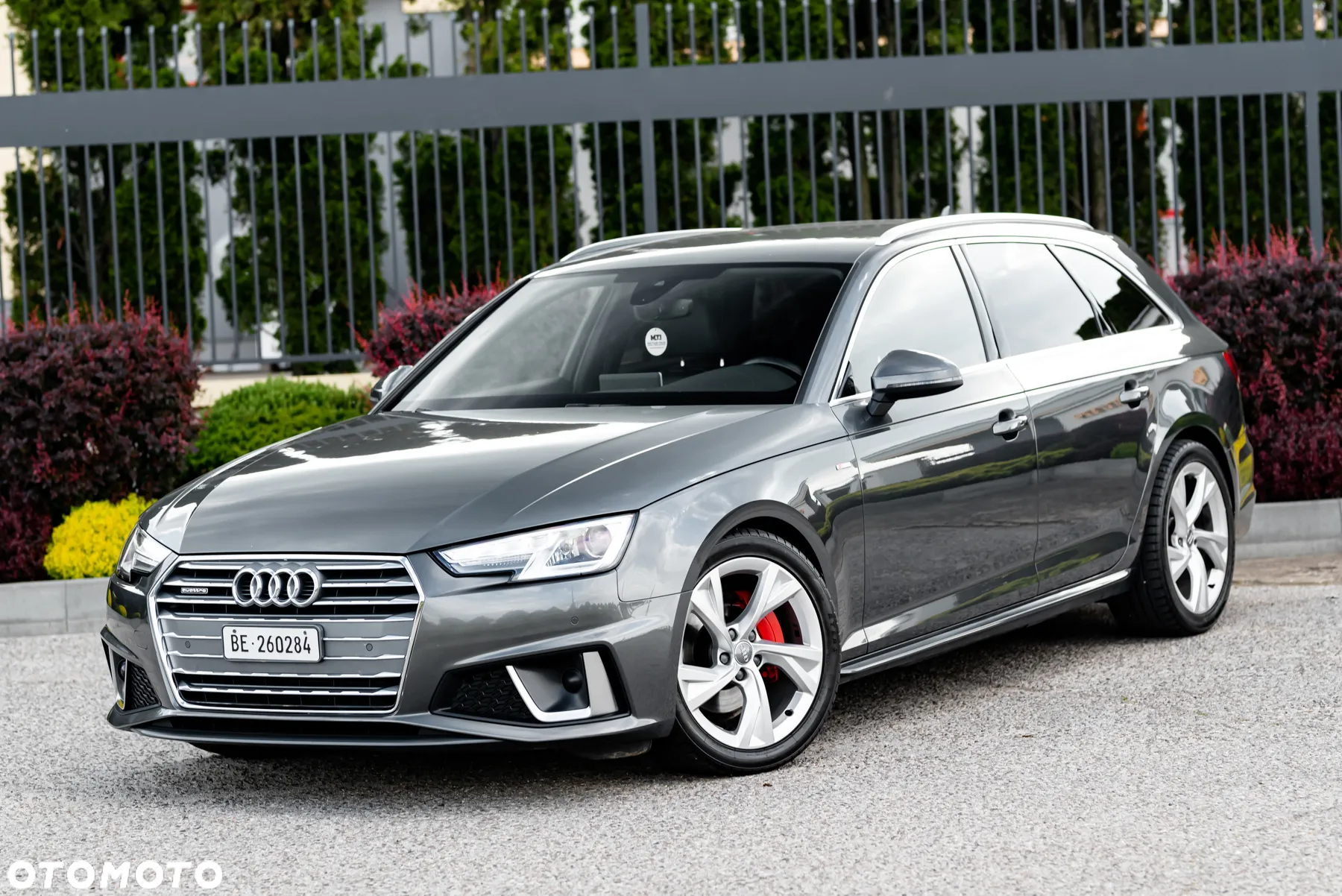 Audi A4 Avant 40 TDI quattro S tronic S line - 2
