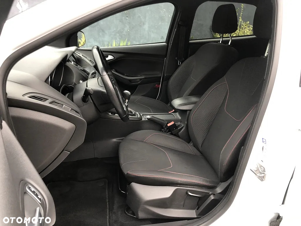 Ford Focus 1.5 EcoBoost ST-Line ASS - 9