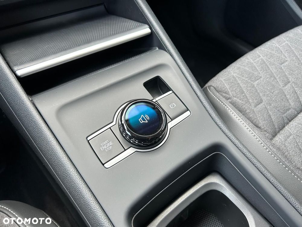 Volkswagen Tiguan - 23