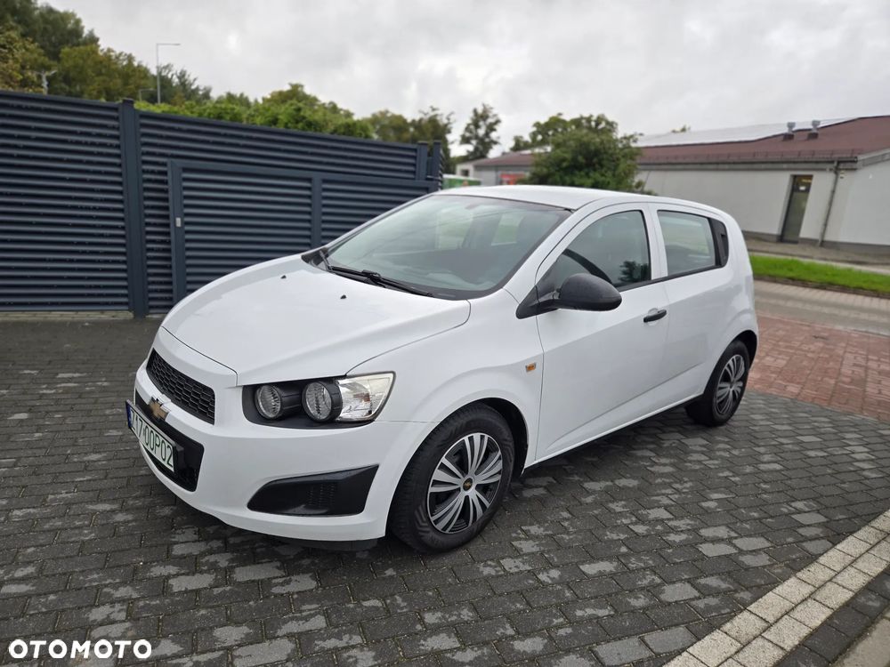 Chevrolet Aveo 1.2 LS - 12