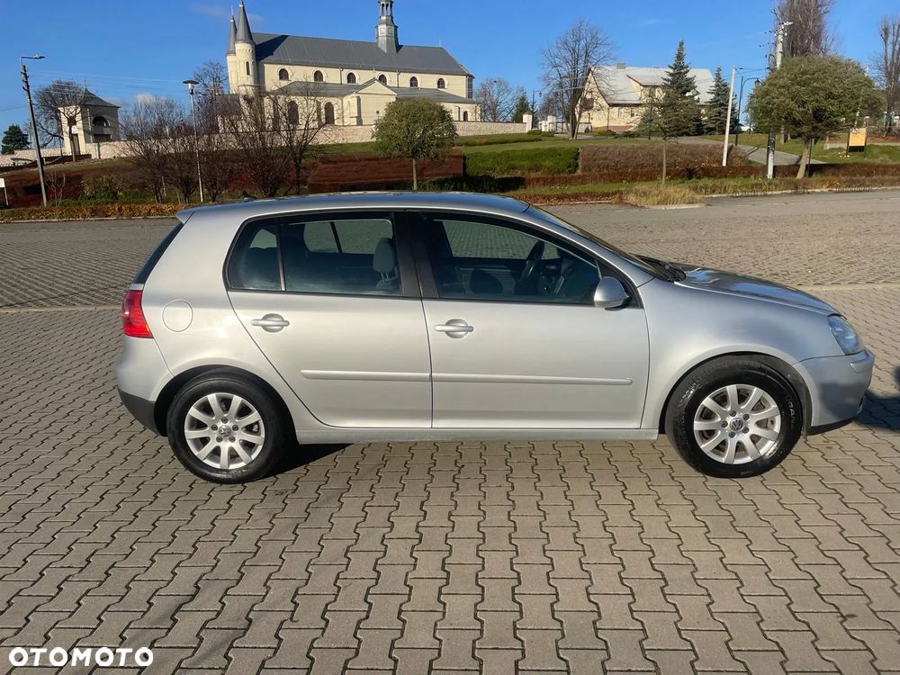 Volkswagen Golf - 4