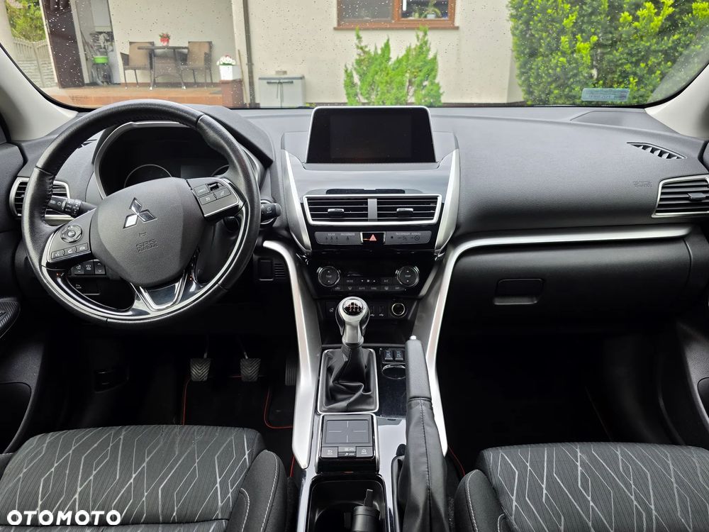 Mitsubishi Eclipse Cross 1.5 T Intense - 13