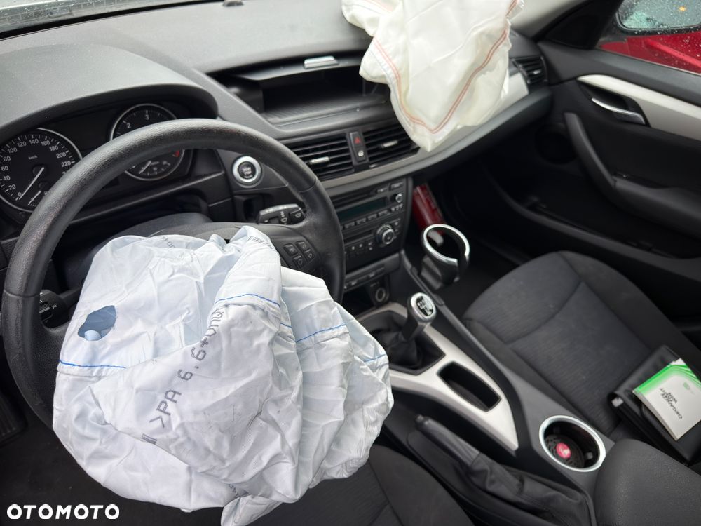 BMW X1 sDrive16d xLine - 8