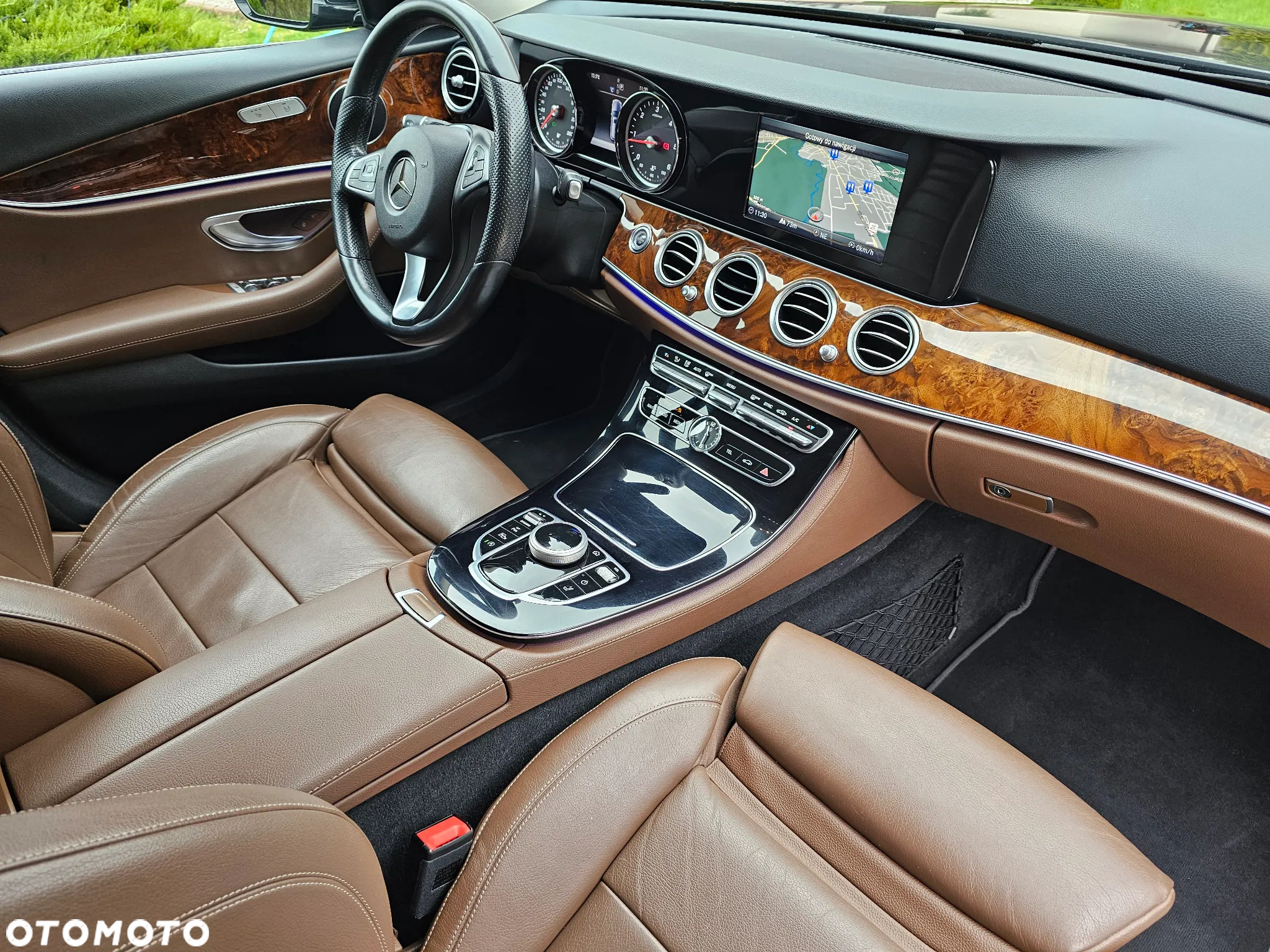 Mercedes-Benz Klasa E 220 d T 9G-TRONIC Sportstyle Edition - 9