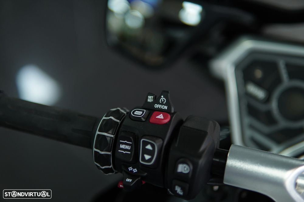 BMW R 1300 RT TRIPLE BLACK AUTOMATICA - 55