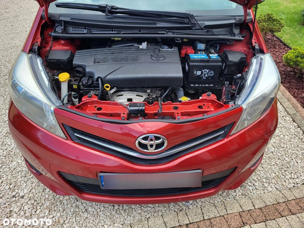 Toyota Yaris 1.33 Premium - 11