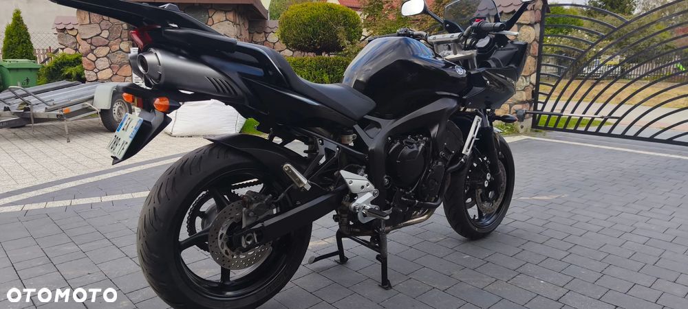 Yamaha FZ - 37