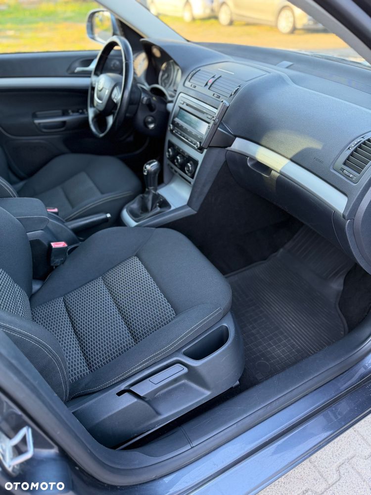 Skoda Octavia - 5