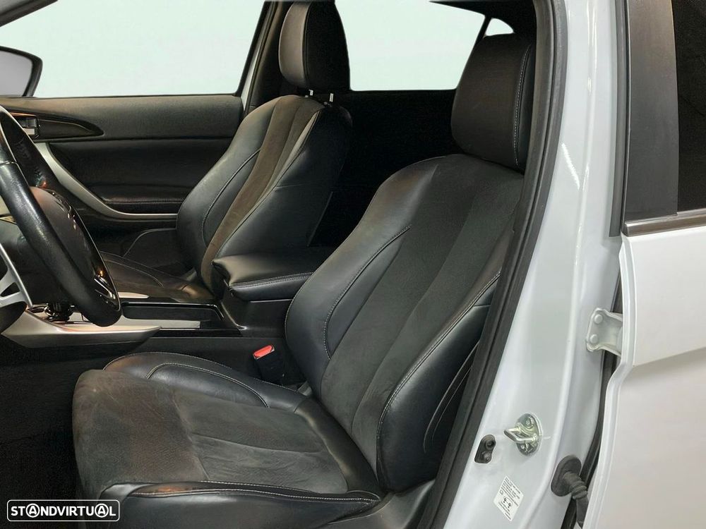 Mitsubishi Eclipse Cross - 14