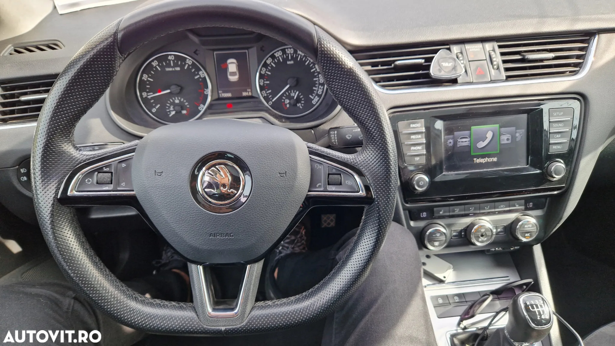 Skoda Octavia 1.4 TSI ELEGANCE - 7
