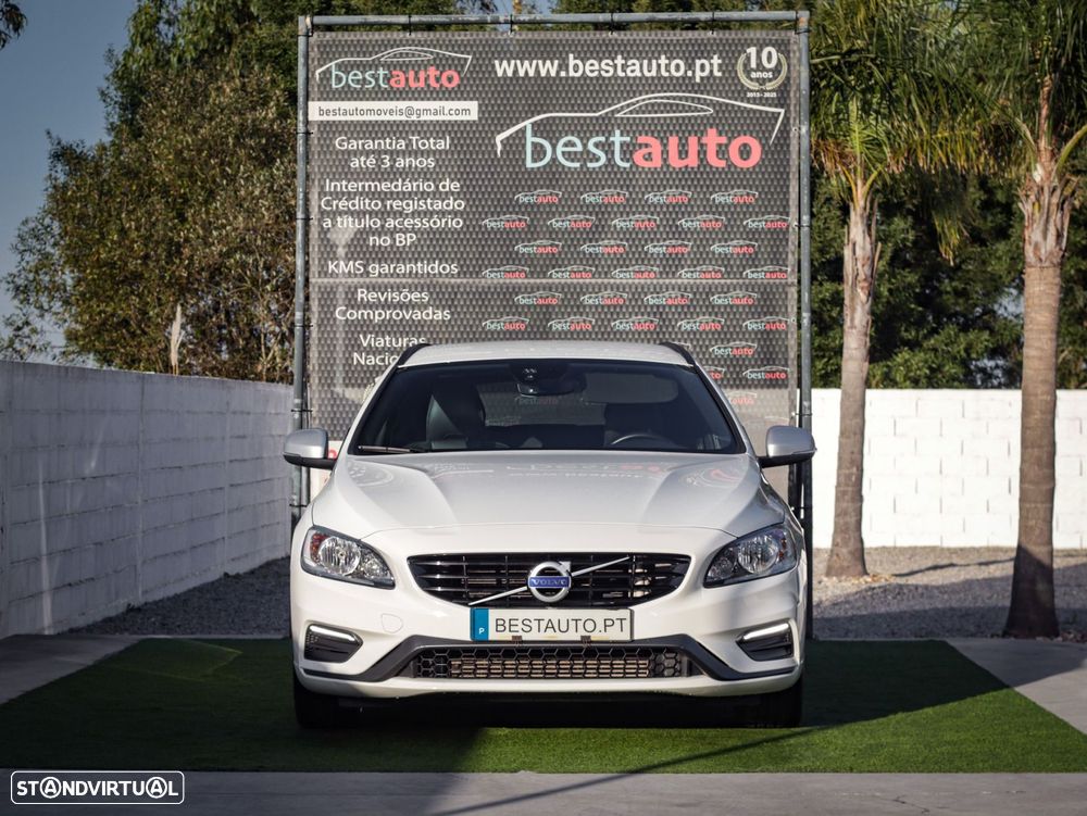 Volvo V60 2.0 D2 R-Design - 1