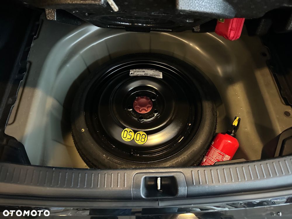 Toyota Corolla 1.5 Style - 32