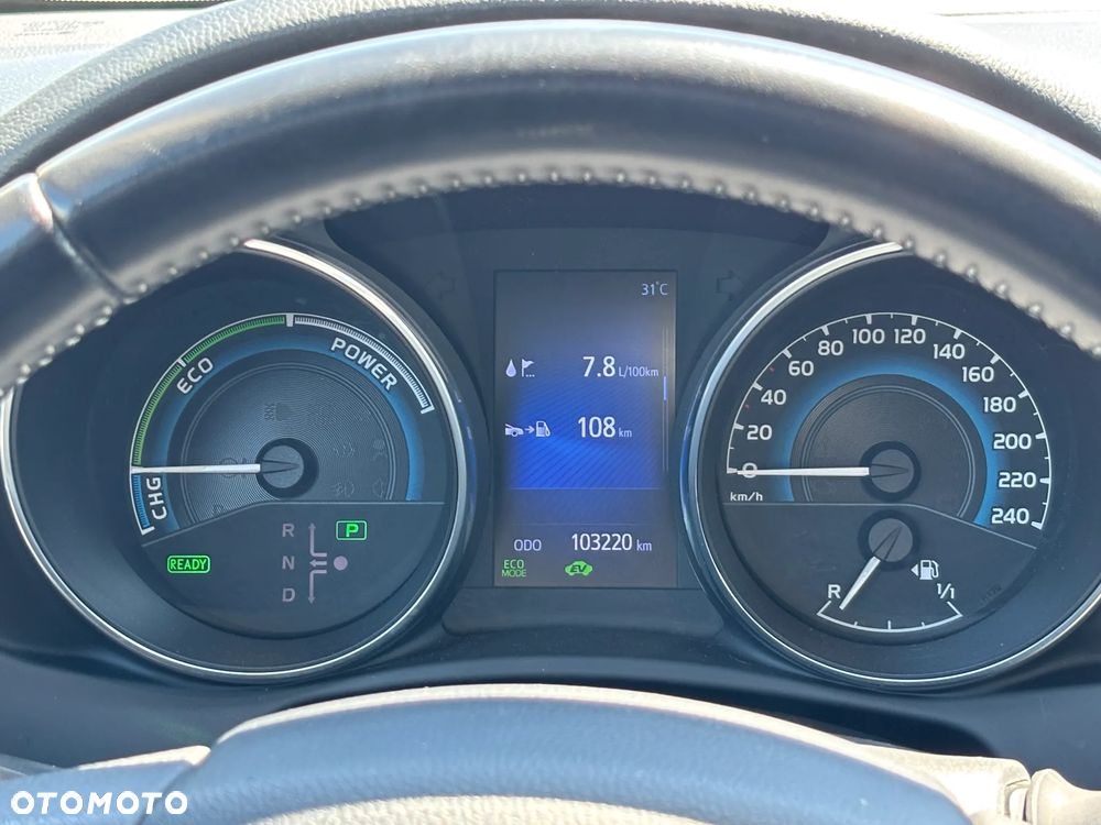 Toyota Auris 1.8 HSD Prestige - 19