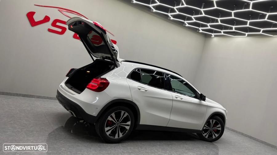 Mercedes-Benz GLA 220 CDI Urban 4-Matic - 28